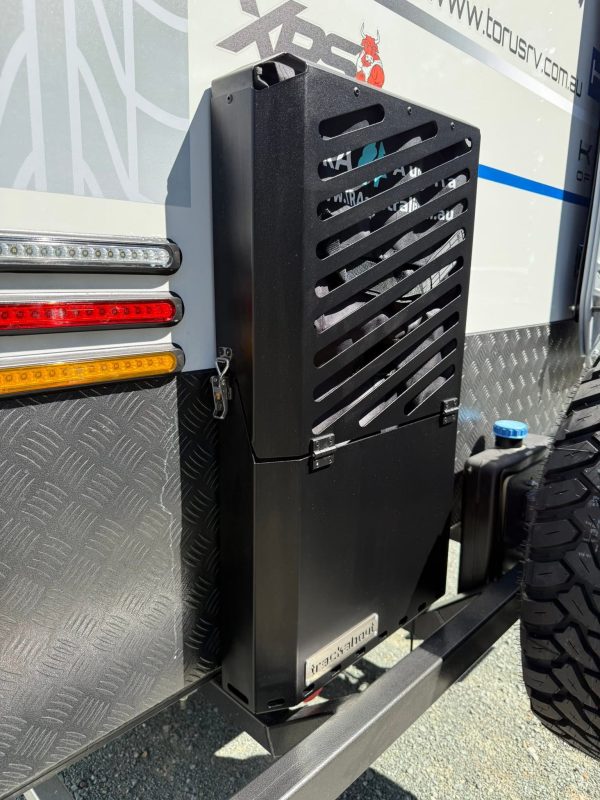 Trackabout Lockable Ladder Cover - Image 4